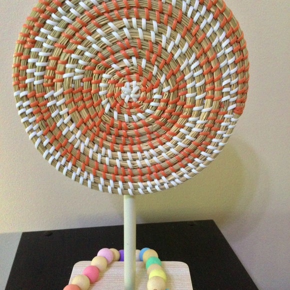 circular object orange - Picture 1 of 3